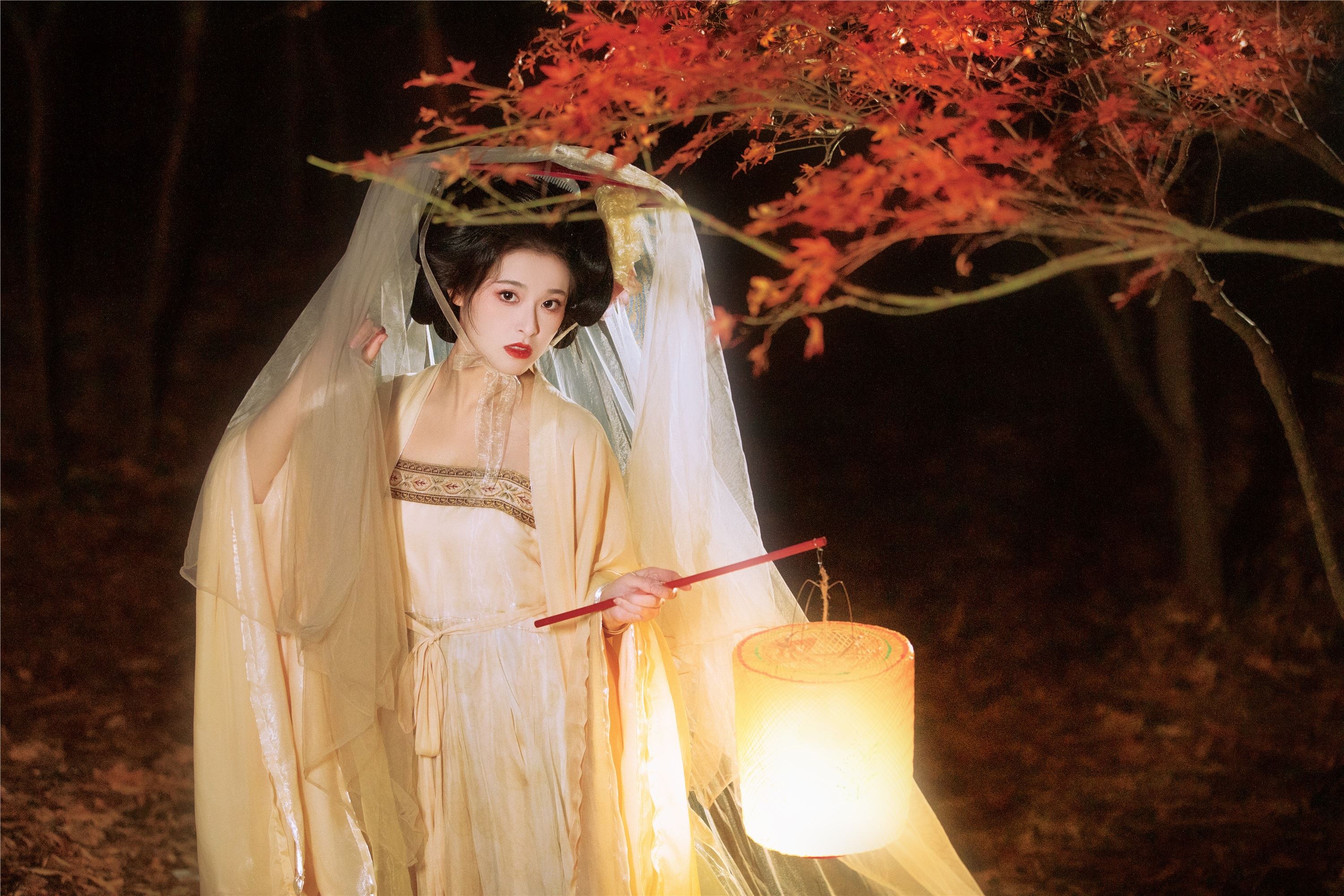 YITUYU 艺图语 2025.03.06 枫霜 恬恬圈圈